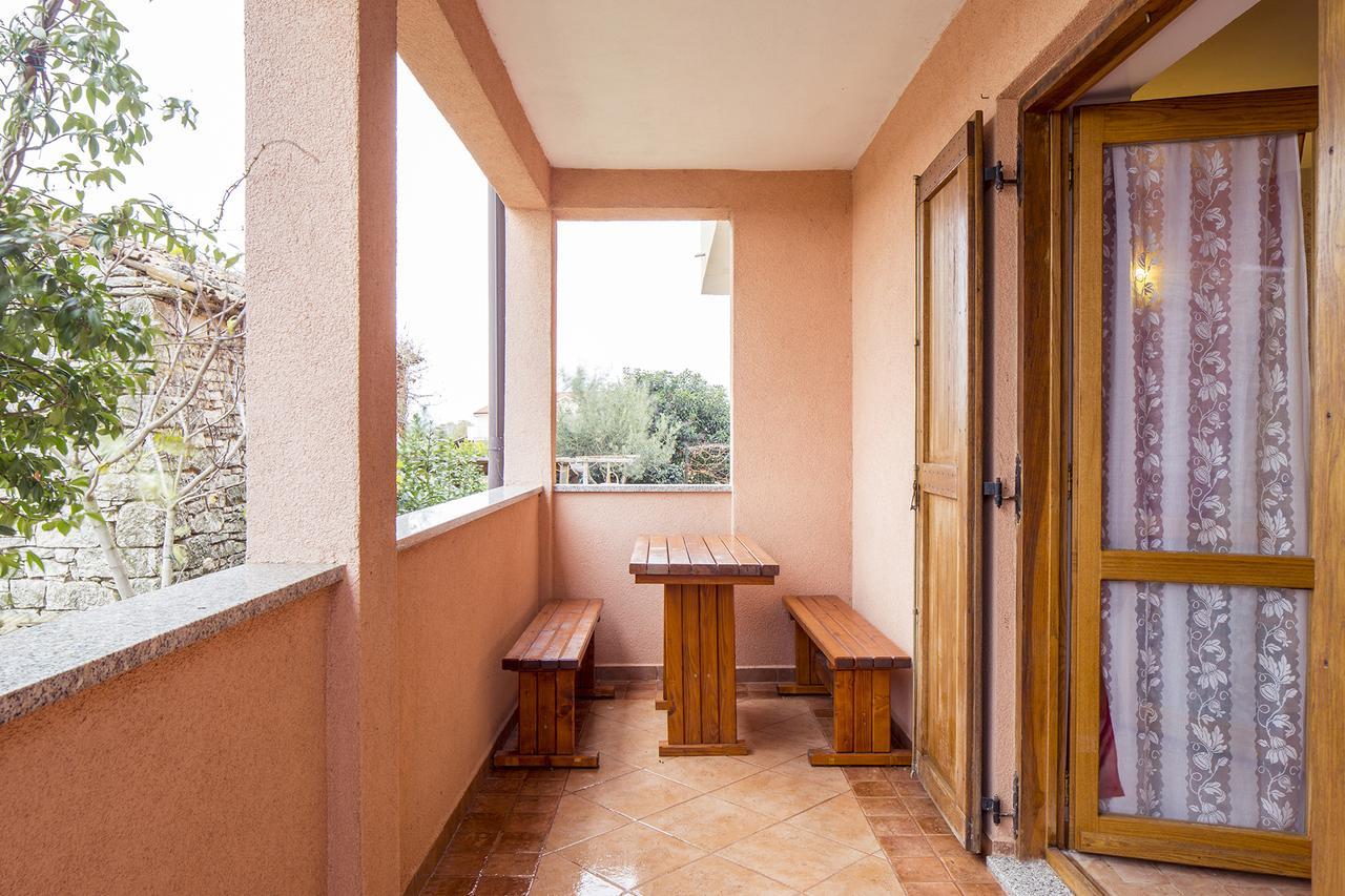 Mon Perin Castrum - Apartman Valentina Bale Eksteriør billede